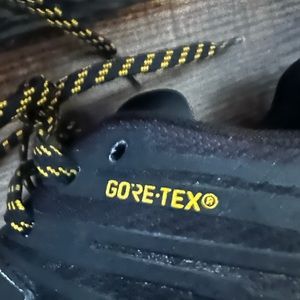 Hoka Speedgoat 4 - Gore Tex - Waterproof Hiking/Trail Runners - Men’s US 10.5